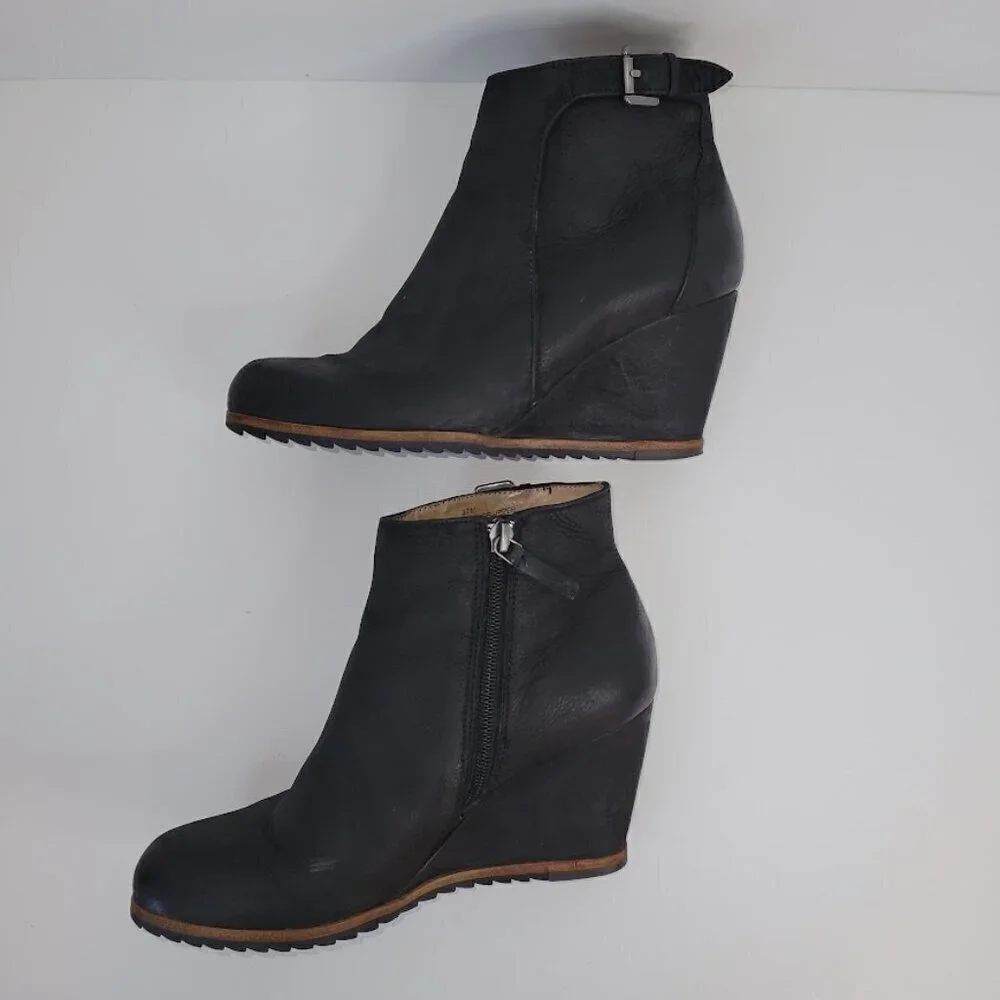 Biala Black Leather Wedge Ankle Boots Side Zip Ankle Buckle Bootie Women’s SZ 37
